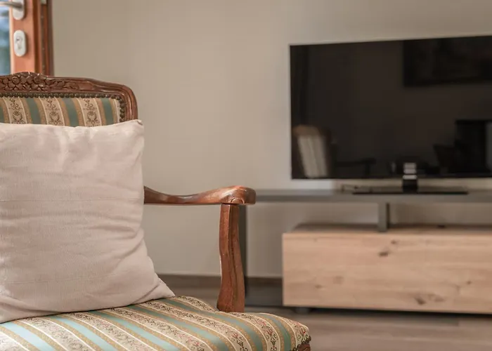 The Olive アパート Cerbaia